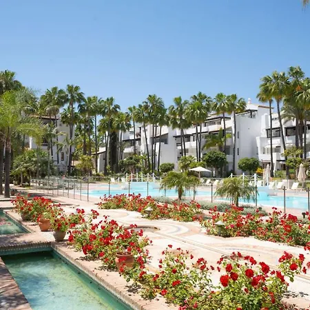 Διαμέρισμα Luxury Apartment Mlg0 With Pool *