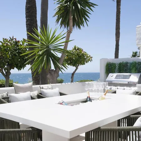 Luxury Apartment Mlg0 With Pool *